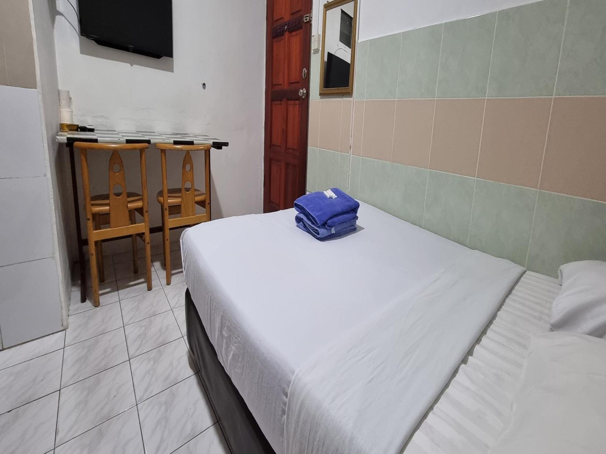 Oyo 90972 Jj Homestay Miri Exterior photo