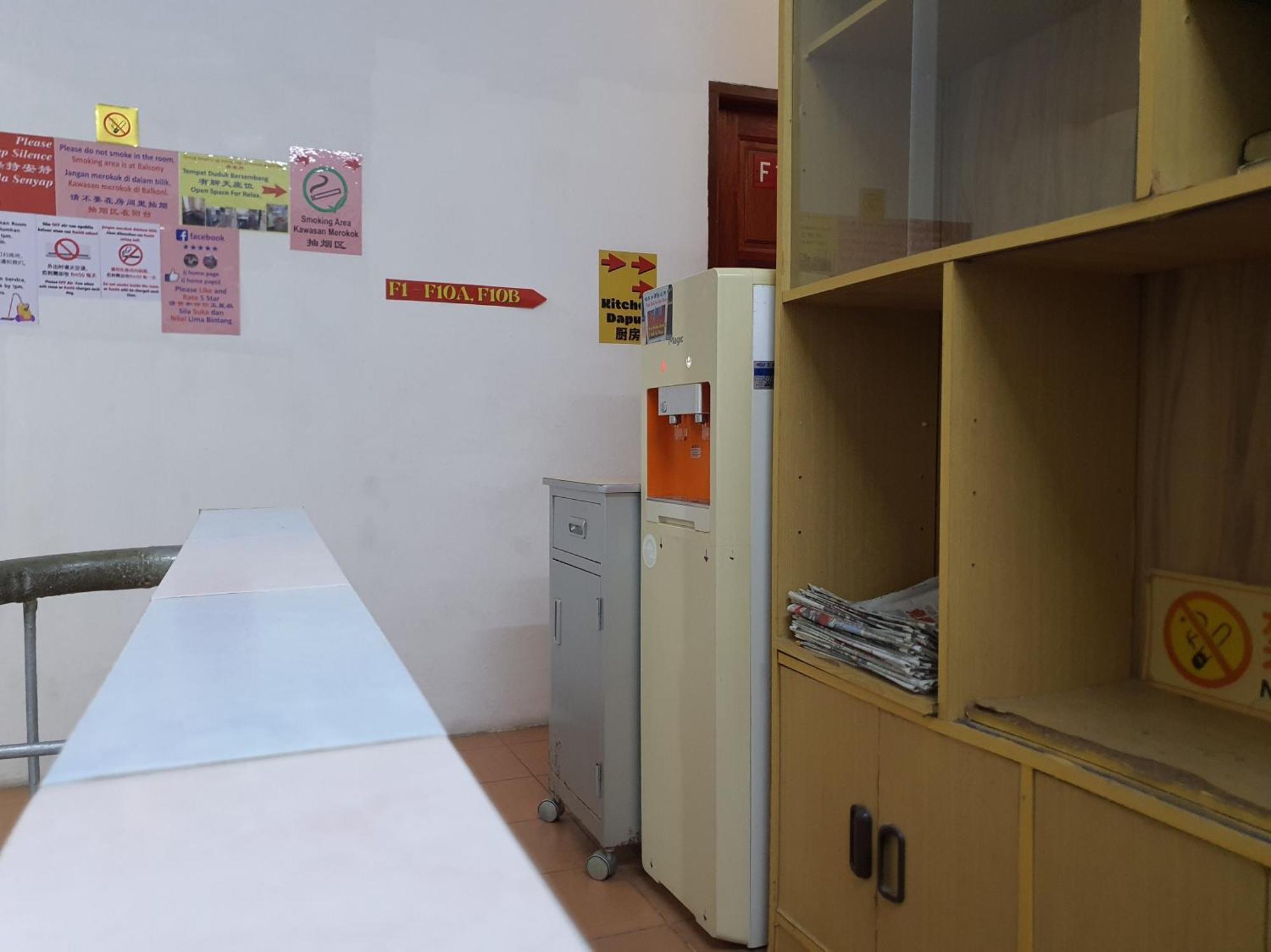 Oyo 90972 Jj Homestay Miri Exterior photo